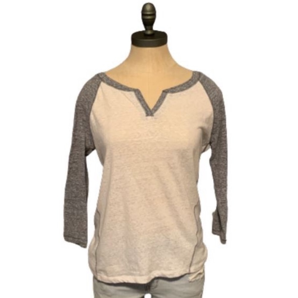 Aeropostale Women's Gray and White 3/4 Sleeve Baseball Tee Shirt